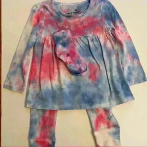 New! Tie dye 3 piece set.